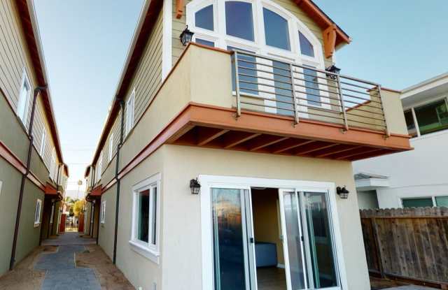 6631 Del Playa photos photos