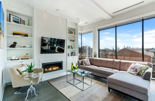 1404 W Chicago Avenue Gallery 2
