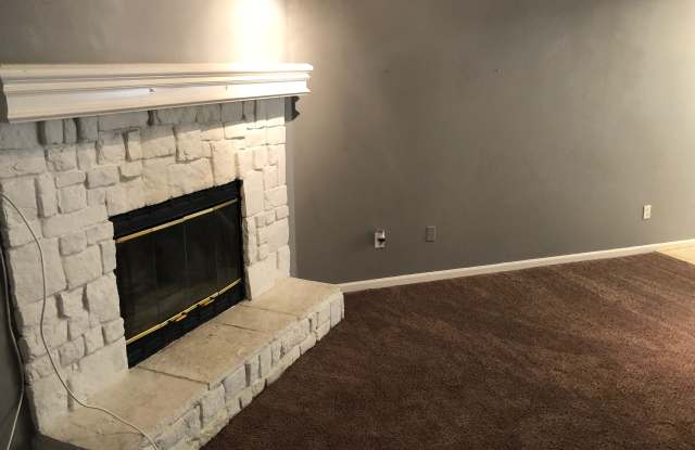 1378 NW Jefferson Ct Gallery 3