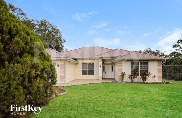 514 Willard Avenue - 514 Willard Avenue, Lehigh Acres, FL 33972