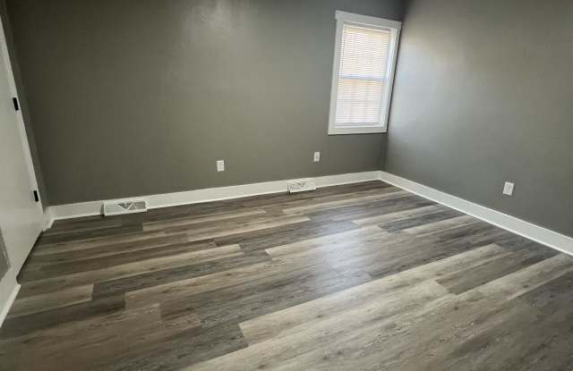 870 Mansard Square Drive photos photos