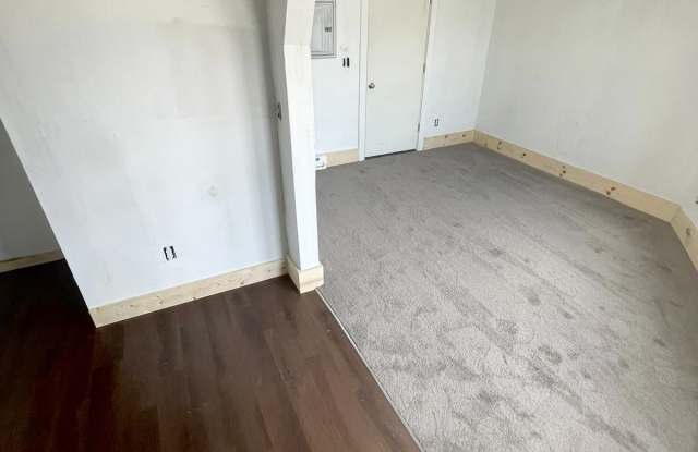 3325 Gratiot Avenue - F Gallery 3
