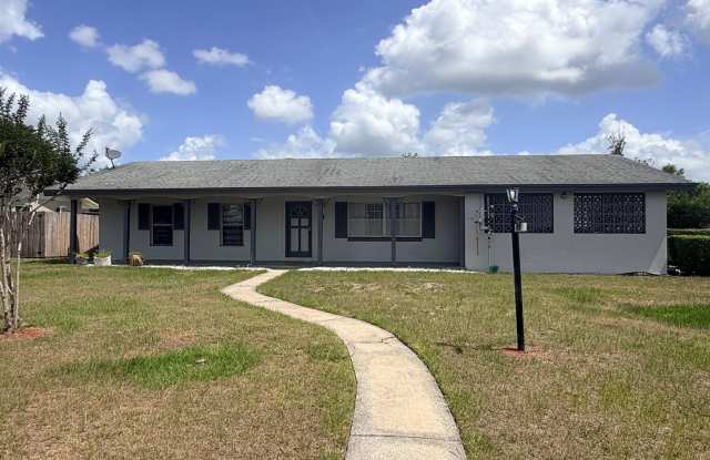 Beautifully Remodeled and updated Longwood beauty!  Call SHEILA C 407-687-7900 photos photos