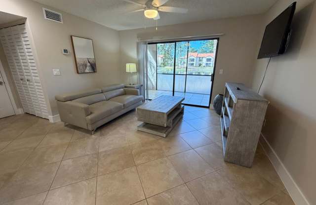 ANNUAL RENTAL - FURNISHED 1 BED / 1 BATH AT OASIS Gallery 4