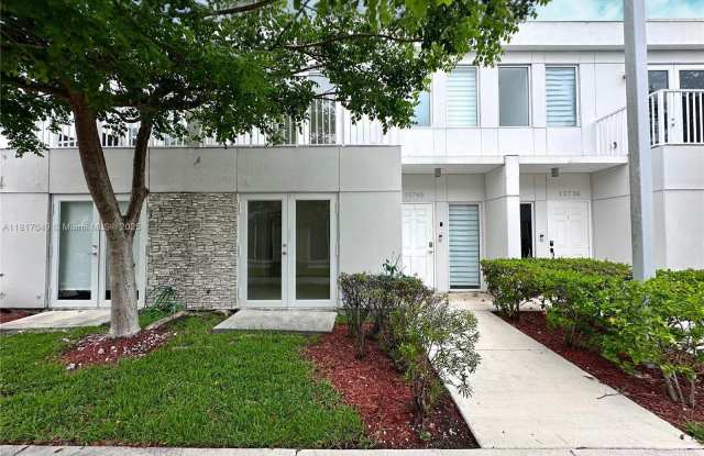 13740 SW 259th St photos photos