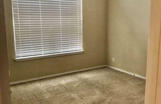 13610 Mathews Park Gallery 3