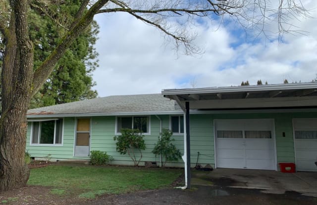 903 NE Jackson Street Unit B - 903 NE Jackson St, Hillsboro, OR 97124