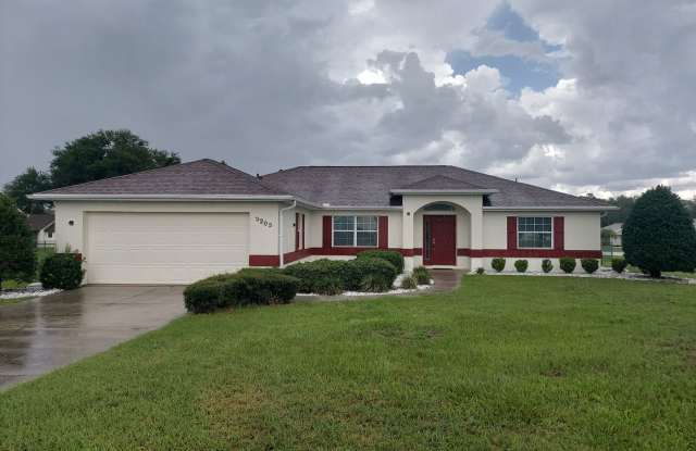3203 NW 45 CT. 55+ COMMUNITY - 3203 Northwest 45th Court, Marion County, FL 34482