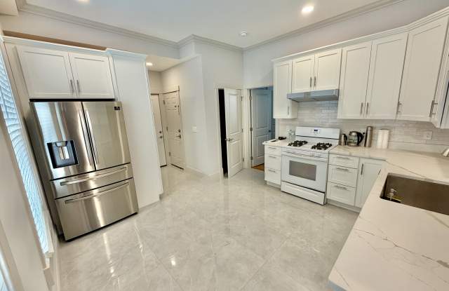 162 Salem Street - 1 photos photos