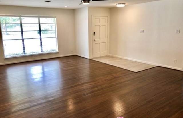4015 Peppermill Road Gallery 3