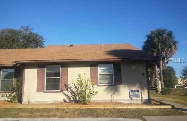 8 SANDALWOOD COURT - 8 Sandalwood Court, Oviedo, FL 32765