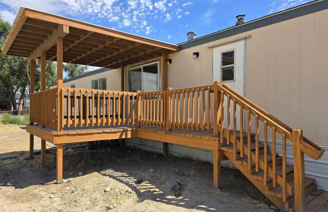 675 1/2 24 1/2 Road unit: . photos photos