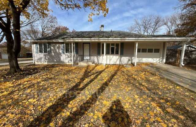 3600 Briarwood - 3600 Briarwood Avenue, Lincoln, NE 68516