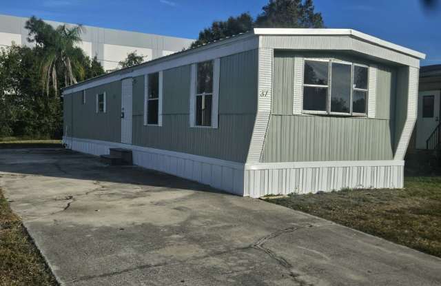 6280 Hamilton Dr. photos photos