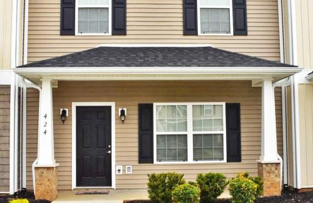 Gorgeous M'boro townhome close to I-24. Must See! - 424 John Deere Drive, Murfreesboro, TN 37128
