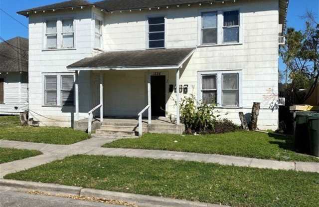 1224 6th Street unit: 1 photos photos
