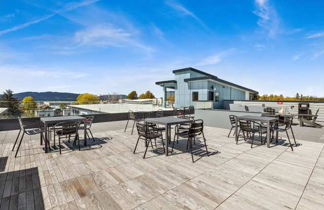 Luxurious Studios with Rooftop Deck and Secured Entry! Gallery 2