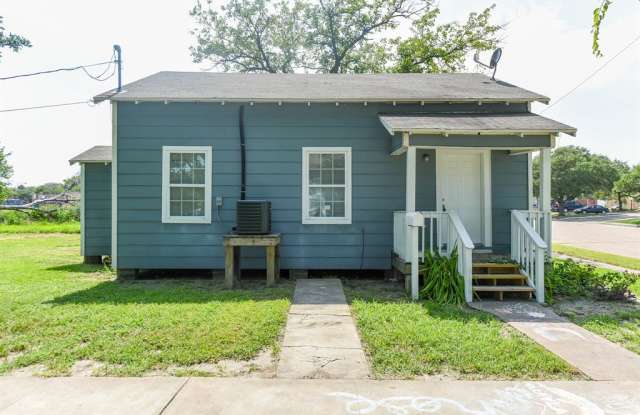 513 3rd Ave N - 513 3rd Avenue North, Texas City, TX 77590