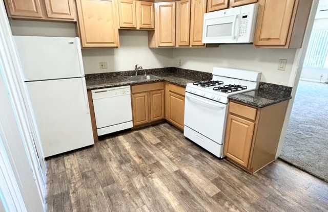 Greenhaven Apartments ~ In the Heart of Sacramento’s Pocket Neighborhood! photos photos