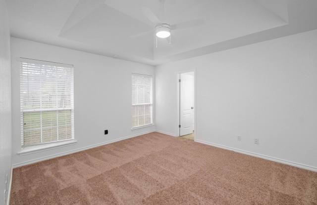 1816 Pearce Court Gallery 4