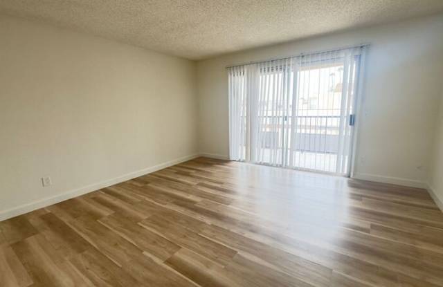 1520 N California Ave photos photos