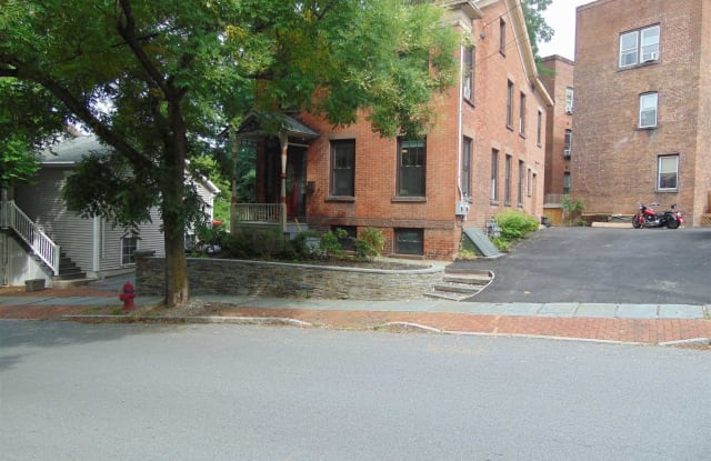 205 UNION ST - 205 Union Street, Poughkeepsie, NY 12601