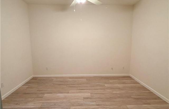4208 Autumndale Avenue Gallery 4