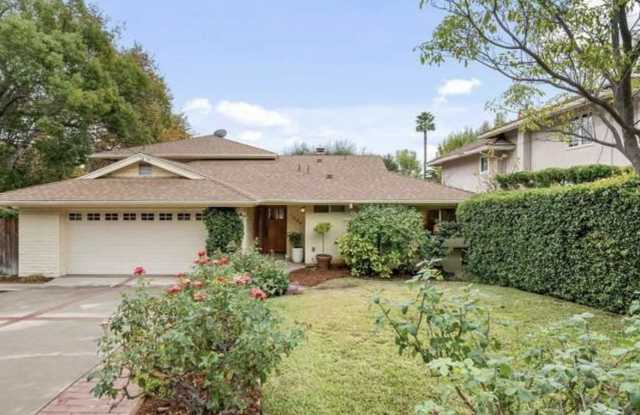 1044 Fairview Drive photos photos