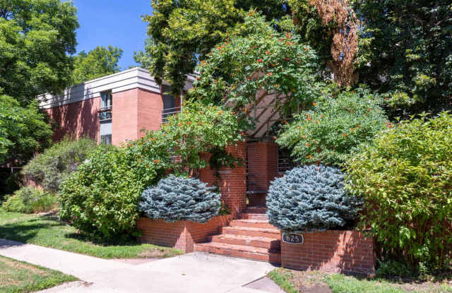 ***1st Month Rent Free!*** AMAZING LOCATION 2 Bed 1 Bath Condo of West Pearl In Boulder Gallery 3