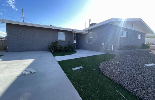 6216 Fiesta Drive Gallery 2