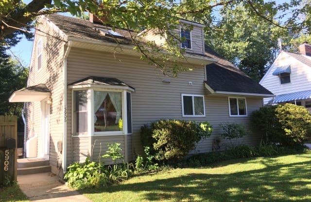 5906 RIDGWAY AVENUE - 5906 Ridgeway Avenue, Rockville, MD 20851