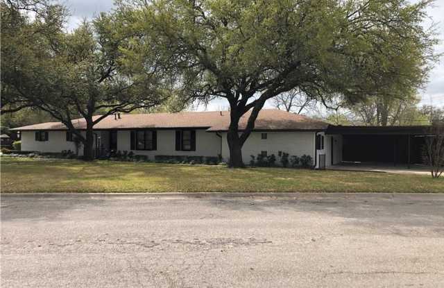 1211 Loma Alta Pl Gallery 4