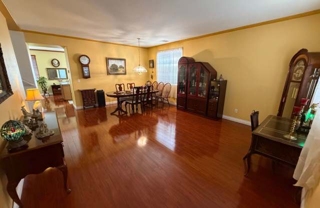RENT READY!!!  Spacious 3 Bedroom Home with Huge Loft, Solar & No HOA Gallery 3