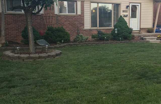 Charming 3BR House in Garden City photos photos