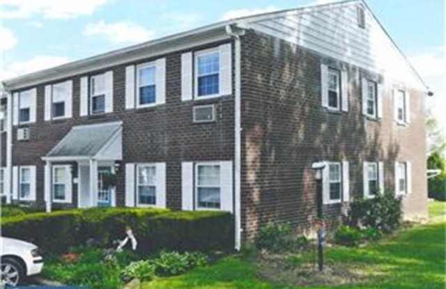 4701 PENNELL RD #J6 photos photos