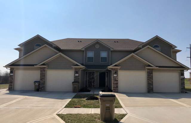 630 Maggie Court - 630 Maggie Ct, Belton, MO 64012