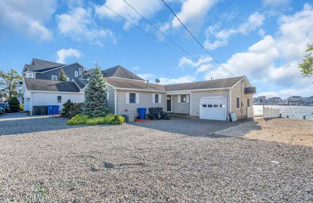 68 Blue Heron Drive photos photos
