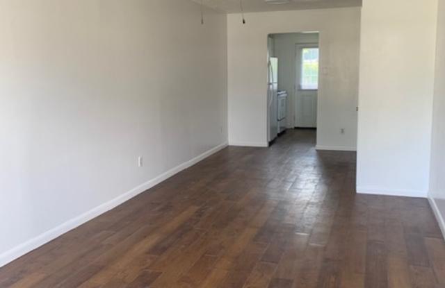 2533 JOHNSON DRIVE Gallery 3