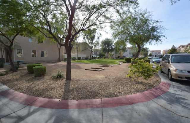 Spacious 3-Bedroom Henderson Home with Dual Garages! Gallery 3