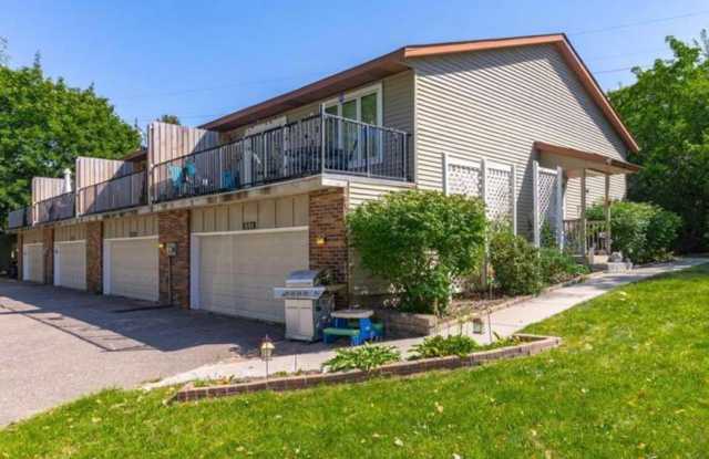3BR/2Bath Townhome Available Early Sept! photos photos