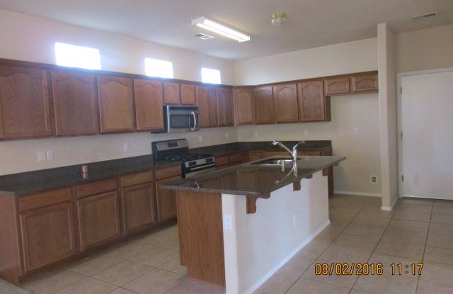 919 TUMULUS Drive NE Gallery 3