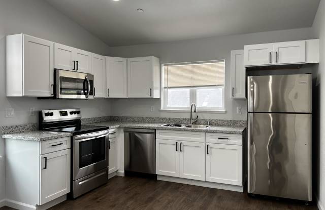 2376 Karen Court - 2 photos photos