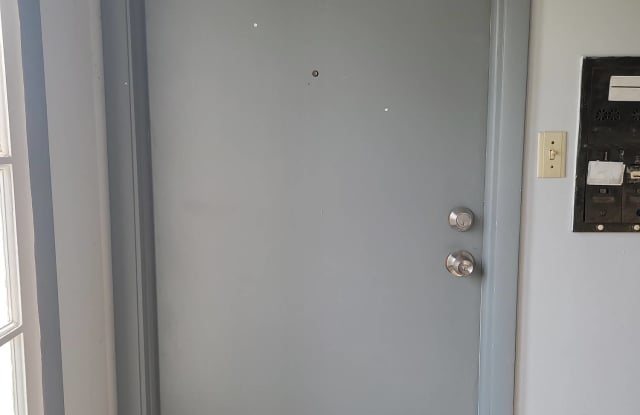 710 Stevenson Avenue - 2 photos photos