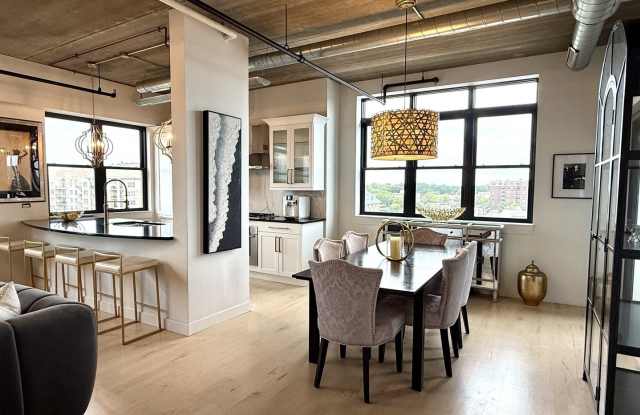 10 S Dunton Avenue Gallery 4