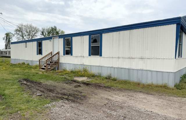 2081 Oakshire Rd photos photos