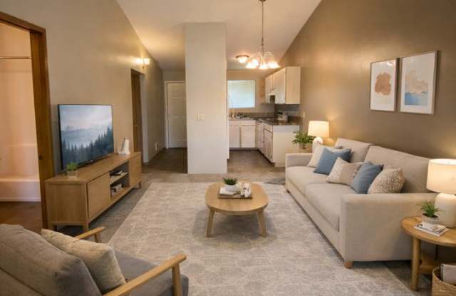 SELH507 - Peach Tree Apartments photos photos