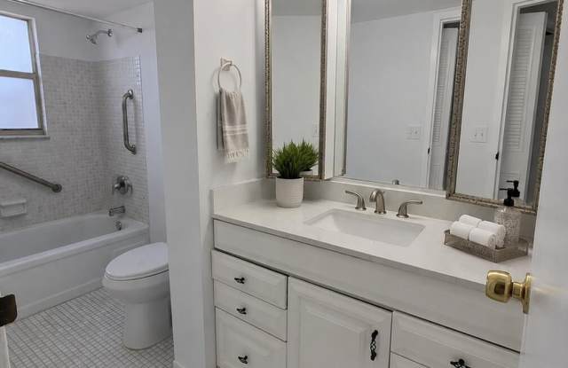 3661 VIA POINCIANA Gallery 4