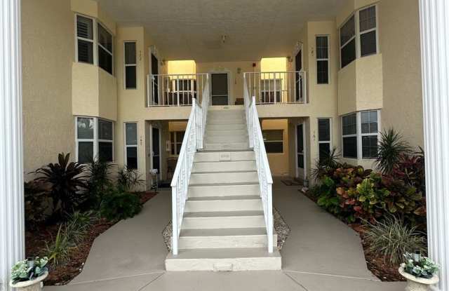 Furnished 2 Bedroom 2 Bath Condo in Grove Isle photos photos