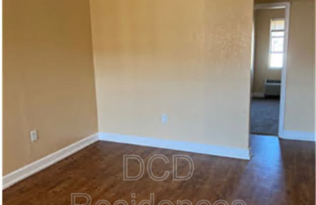 1017 Griffin Rd photos photos
