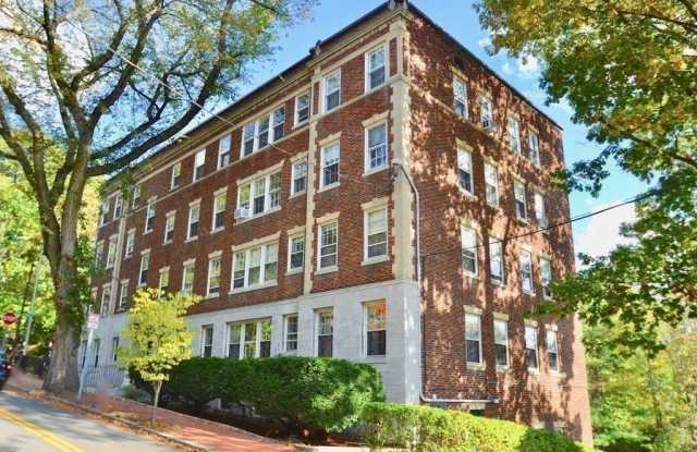 86 Buckingham St 3 photos photos